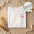 detalj minimalističnog roze dizajna mama sa upisanim imenima dece